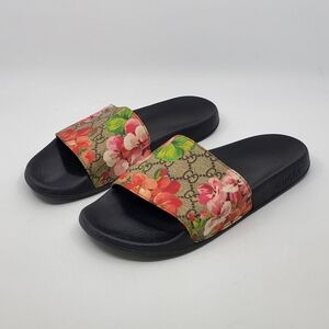 Gucci Women's Pursuit Pool Slides